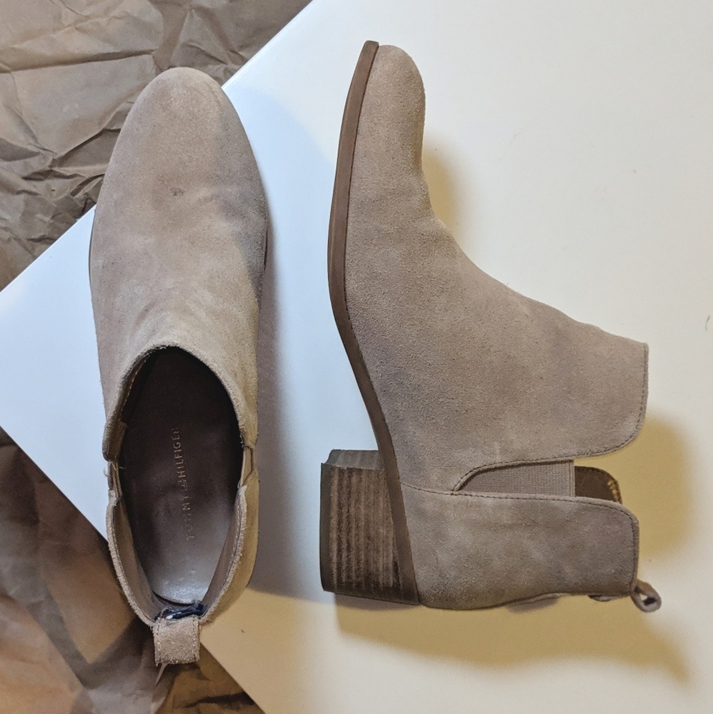 Tommy Hilfiger Taupe Randall Ankle Boot